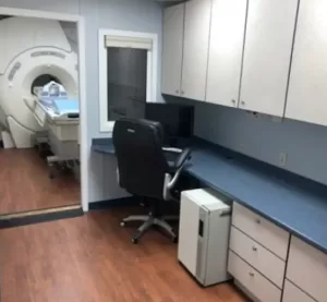 GE Mobile 23x Mobile MRI